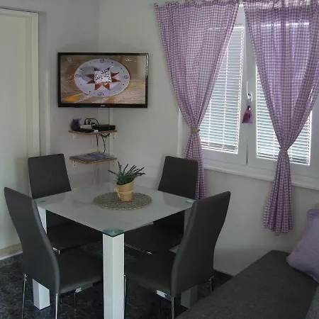 Bruna Apartment Trogir